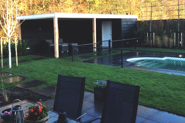 Veranda's en overkappingen: Overkapping voor meer leefruimte buiten.