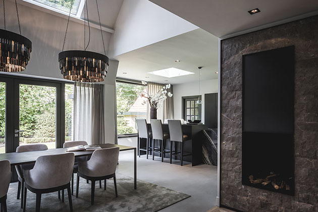 Villa jaren '30 Hilversum: Vrijstaande woning volledig opnieuw ingedeeld.